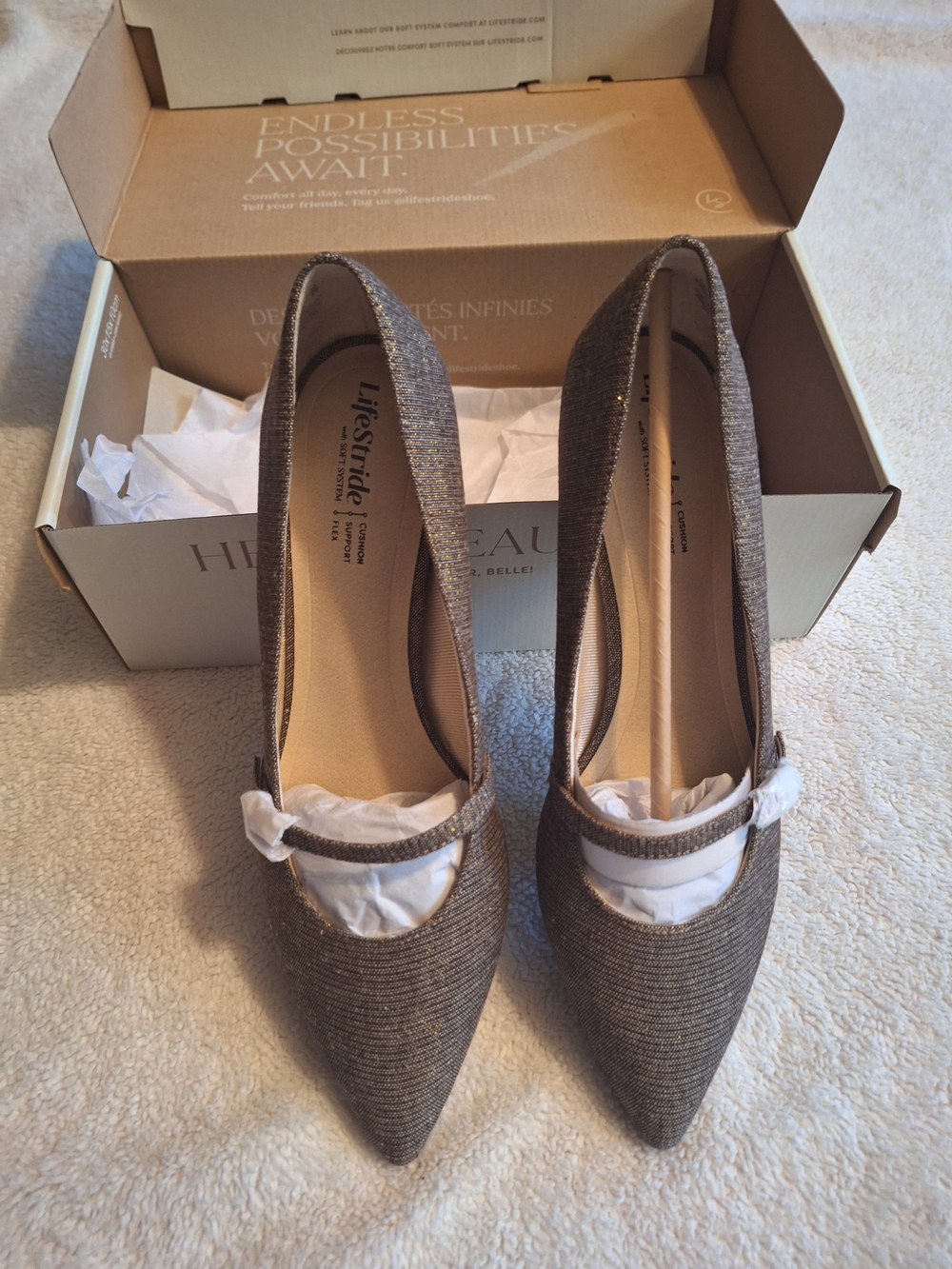 Life Stride Madelyn Mary Jane Kitten Heel. SZ 8.5. Super Cute.
